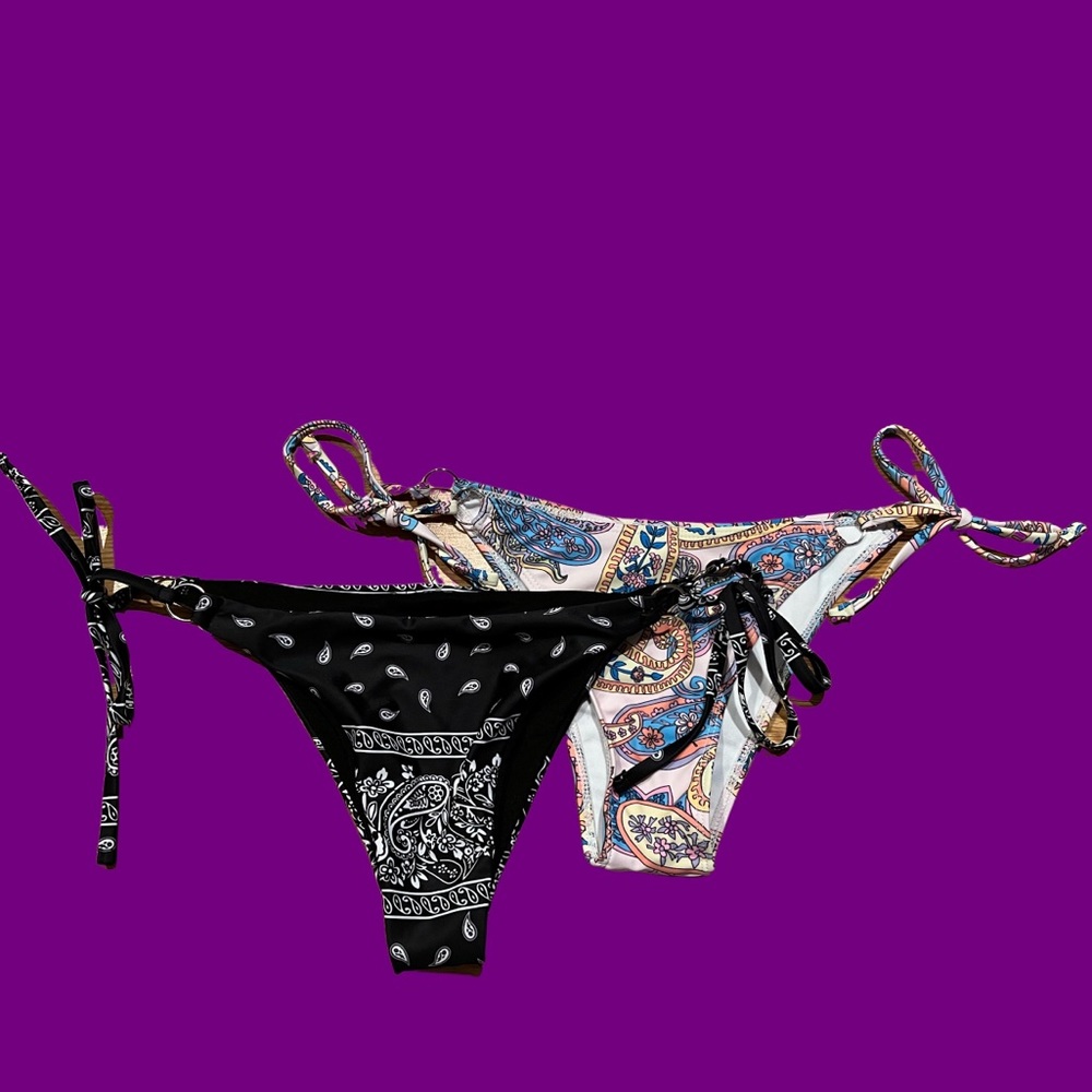2 cheeky Tie bottoms
